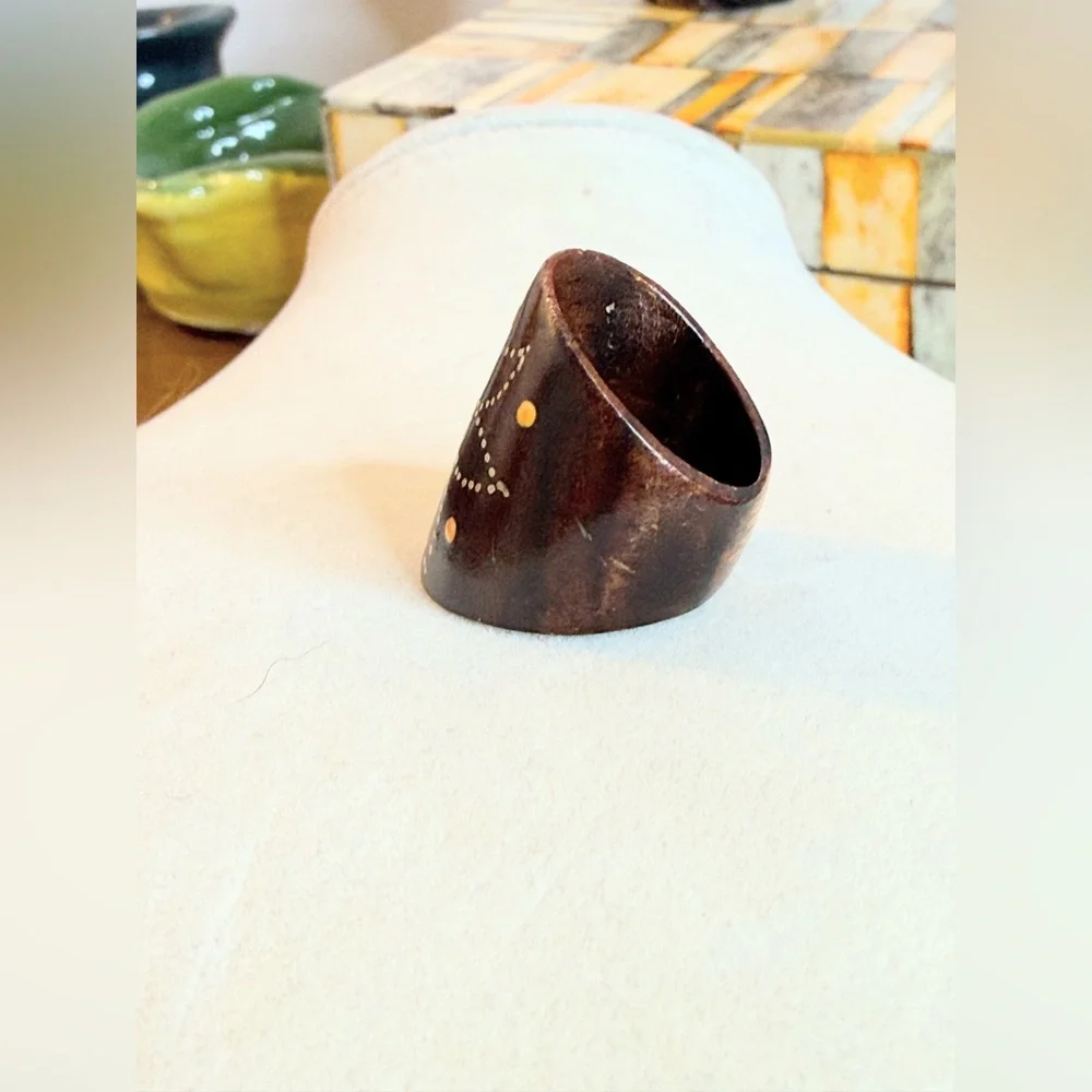 Vintage Hand Painted Wood Ring Size 8 Wide Band Boho Folk Art Floral Statement - Picture 5 of 7